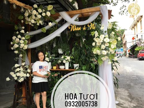 Hoa Tươi Nhà Hàng