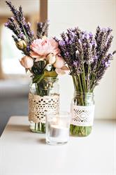 Lãng mạn với hoa lavender khô trang trí cho đám cưới