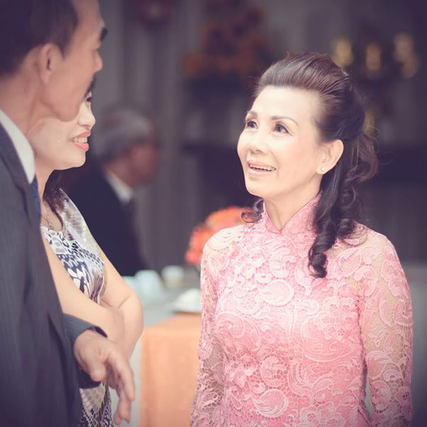 News-Trang-phục-áo-dài-cho-mẹ-cô-dâu-chú-rể-trong-ngày-cưới-hỏi-01